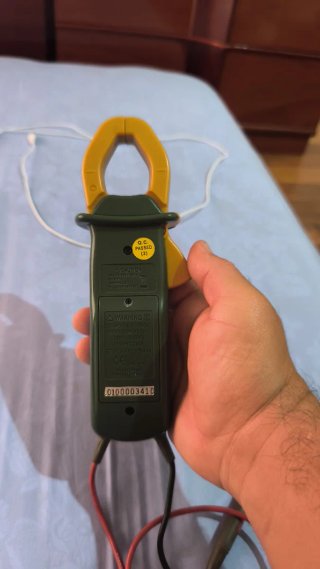Pinza Amperimétrica Koban KP 2102