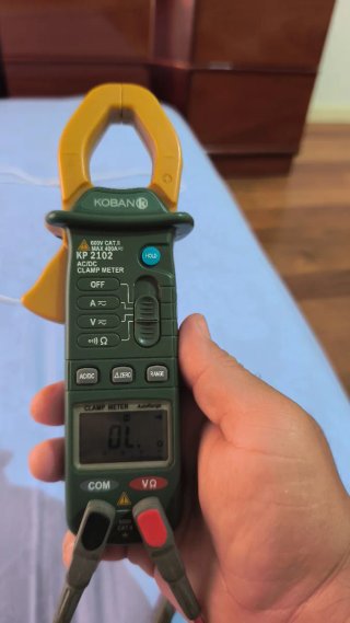 Pinza Amperimétrica Koban KP 2102