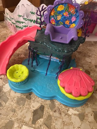 Lote de juguetes de piscina y casa