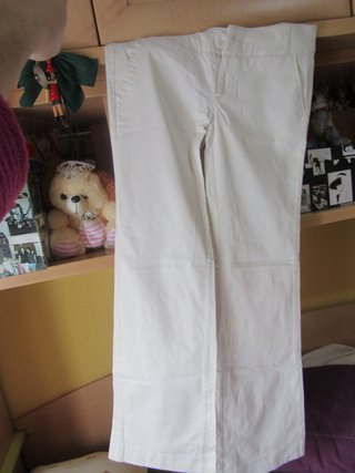 Pantalones blancos anchos