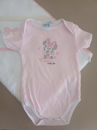 Toalla capa bebé blanca y rosa Mickey