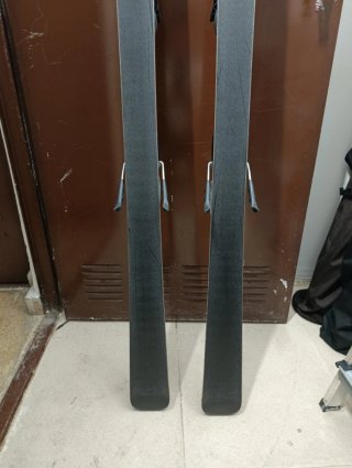 Esquís Atomic 7.18