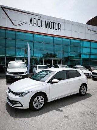 Volkswagen Golf Life 1.5 TSI 96kW (130CV)