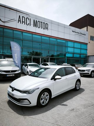 Volkswagen Golf Life 1.5 TSI 96kW (130CV)