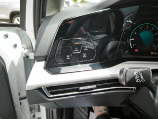 Volkswagen Golf Life 1.5 TSI 96kW (130CV)