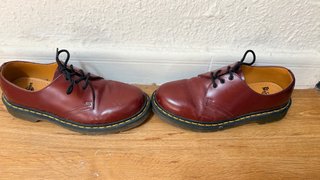 Dr. Martens rojos