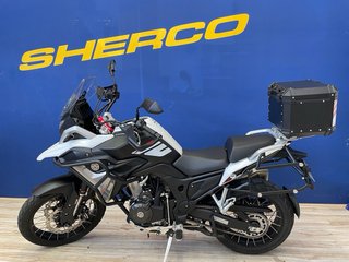 Macbor Montana Adventure Negra/Blanca