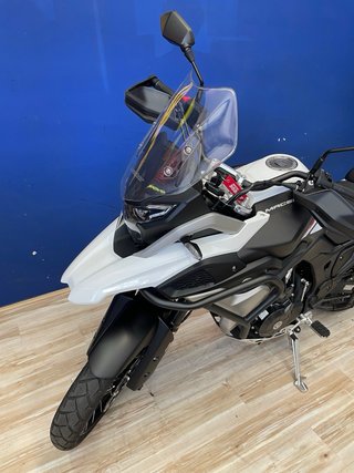 Macbor Montana Adventure Negra/Blanca