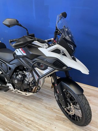 Macbor Montana Adventure Negra/Blanca