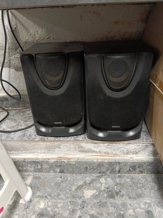 Altavoces Philips Negros