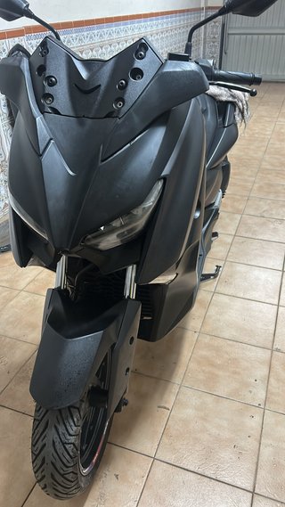 Yamaha XMAX 300 Negra 60.000 km