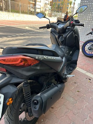 Yamaha XMAX 300 Negra 60.000 km
