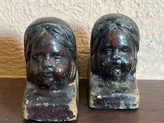 Coppia Sfingi Antiche in terracotta