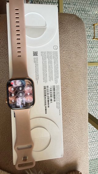 Apple Watch Series 10 GPS + Cellular