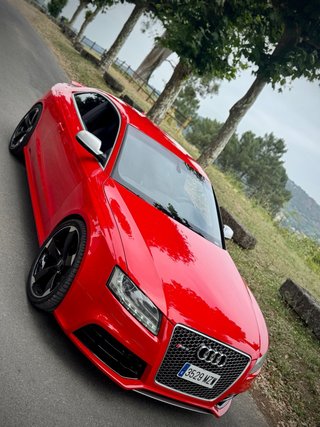 Audi RS5 4.2 v8