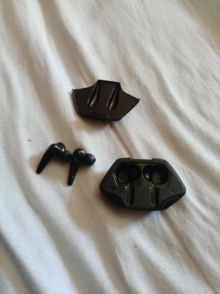 Auriculares Bluetooth Nuevos Tapa Rota