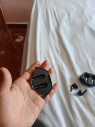 Auriculares Bluetooth Nuevos Tapa Rota