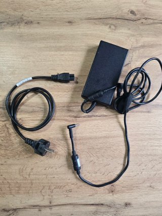 Portatile HP Omen 15-ax014ns Nero/Rosso