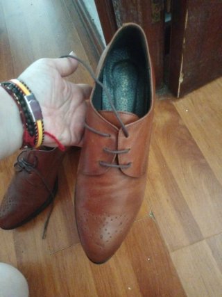 Zapatos de piel marrones