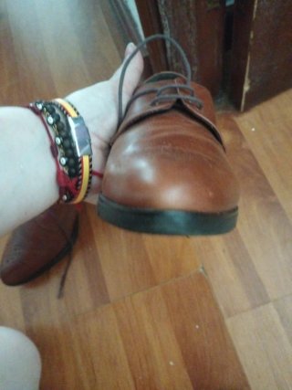 Zapatos de piel marrones