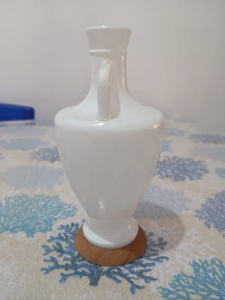 Vaso decorativo con base de madera Altezza 18 cm
