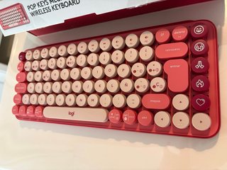 Teclado Mecánico Inalámbrico Logitech POP Keys
