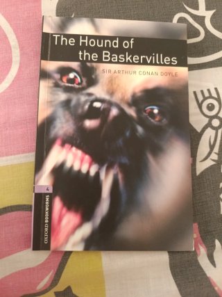 Oxford Bookworms Library: Stage 4: The Hound of...