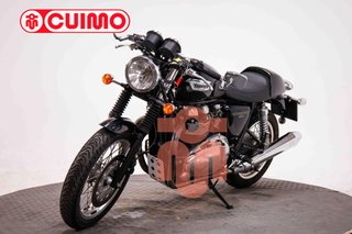 TRIUMPH THRUXTON 900