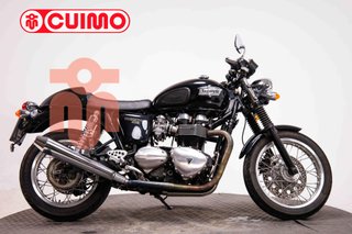 TRIUMPH THRUXTON 900