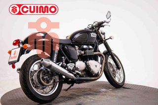 TRIUMPH THRUXTON 900