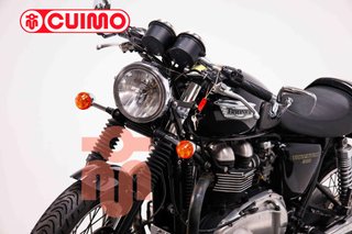 TRIUMPH THRUXTON 900