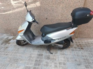 Lead 100 Honda Scooter