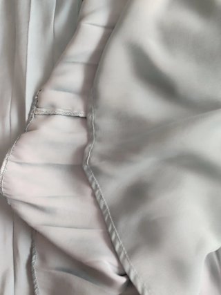 Vestido Mango plisado satinado
