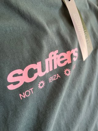 Camiseta Scuffers verde Not Ibiza Yet
