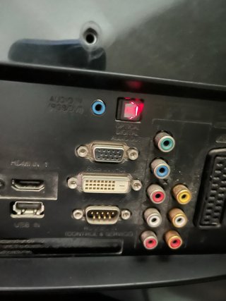 TV Sharp LC-32SD1EA (SOLO RECOGIDA)