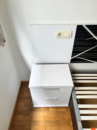Canapé 135cm Negro/Blanco + Cabecero y Mesillas Op