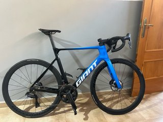 Bicicleta carretera giant propel advanced pro 0