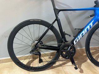 Bicicleta carretera giant propel advanced pro 0
