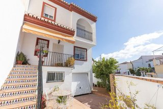 Casa pareada en venta en Residencial Triana - Barrio Alto en Gabias (Las)