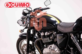 TRIUMPH THRUXTON 900