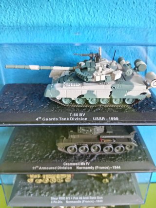 Modellini Militari: 4 Veicoli⬇️