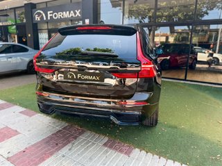 Volvo XC60 2.0 B4 G Plus Dark Auto