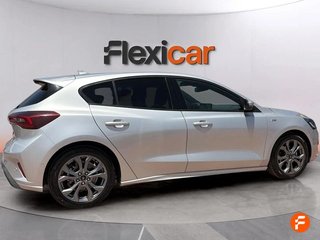 Ford Focus 1.0 Ecoboost MHEV 114kW ST-Line Auto