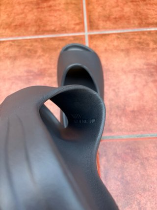 Yeezy Slides Negras