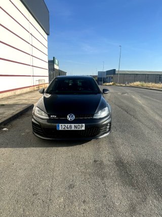Volkswagen Golf 2015
