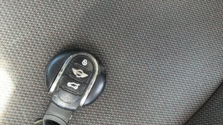 MINI MINI Cooper One D 70 kW (95 CV)