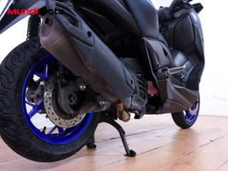YAMAHA X-MAX 125