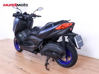 YAMAHA X-MAX 125