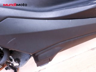 YAMAHA X-MAX 125
