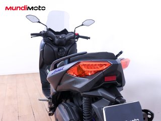 YAMAHA X-MAX 125